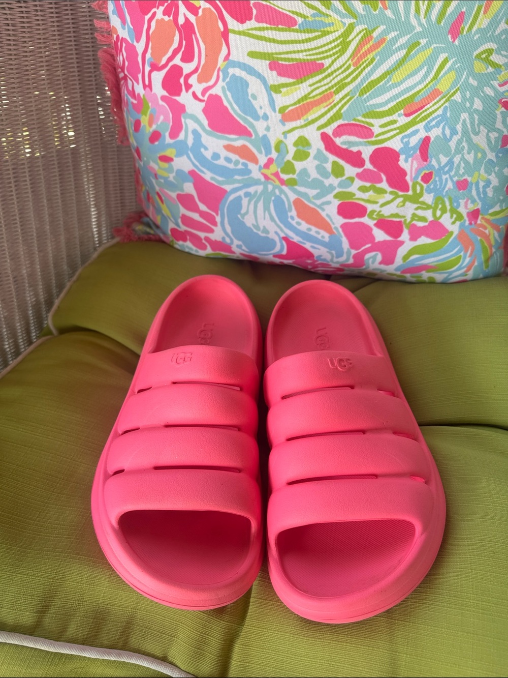 UGG bright pink Yeah sandals